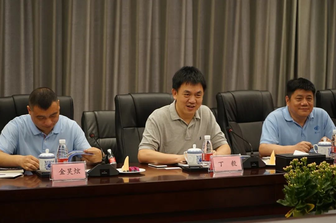 金沙8087娱场城信息和数源科技建立战略合作